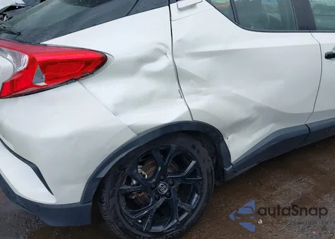 2021 Toyota C-Hr Nightshade Edition from USA, damaged, VIN JTNKHMBX6M1105611